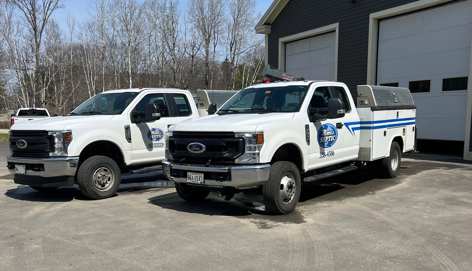Service_trucks